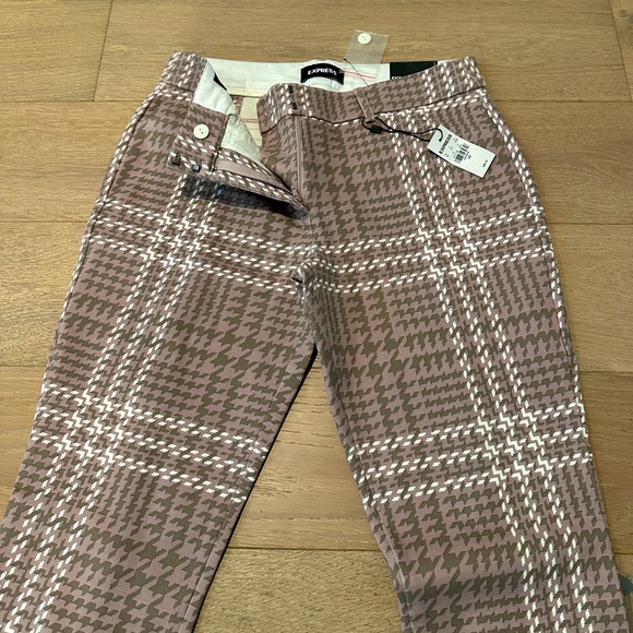 Express mid rise houndstooth plaid skinny pant - Picture 2 of 7